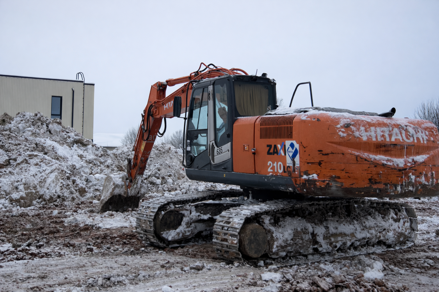 Работа RedHills — проект 51: очистка водоёмов, земляные работы, благоустройство